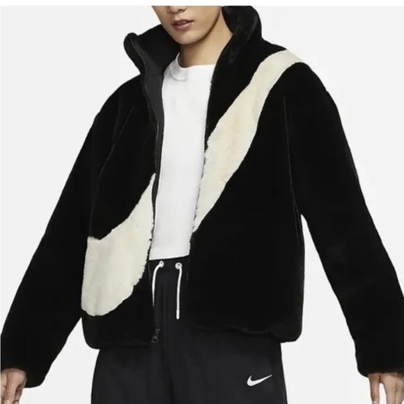 Nike Womens Oversized Fur Swoosh
Logo Jacket Size Small Black
Fossil New - Picture 1 of 7